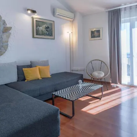 Danica Horizon Escape Tatil Evi Podstrana